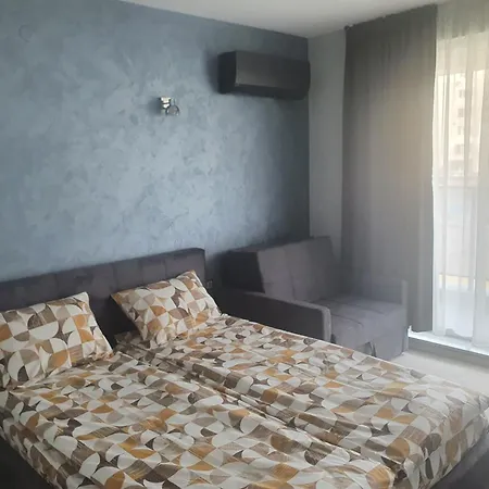 Aparthotel димоти 3*