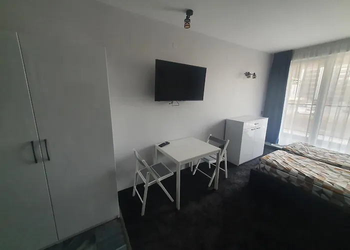 Aparthotel димоти